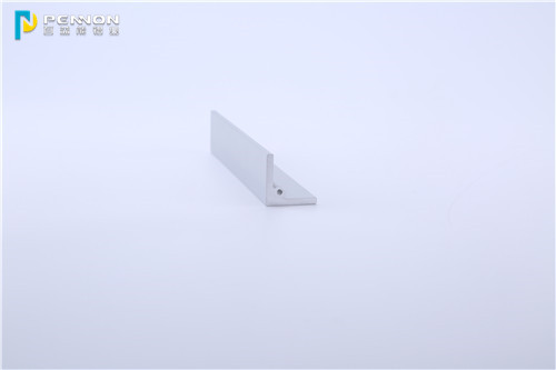 2828直角帶孔角鋁.jpg